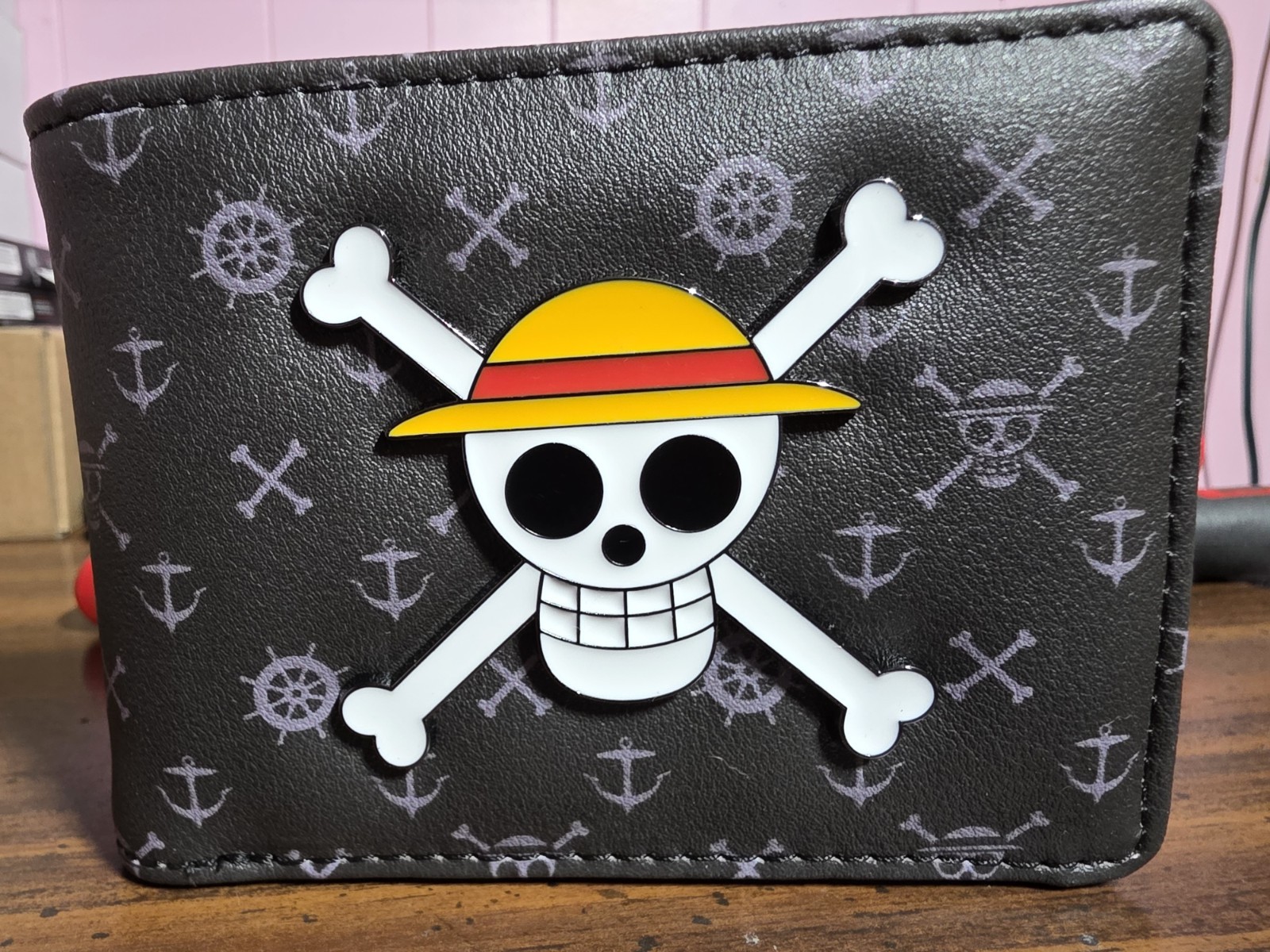 Cartera plegable Loungefly One Piece Monkey D. Luffy para hombre logotipo de tarjeta de crédito