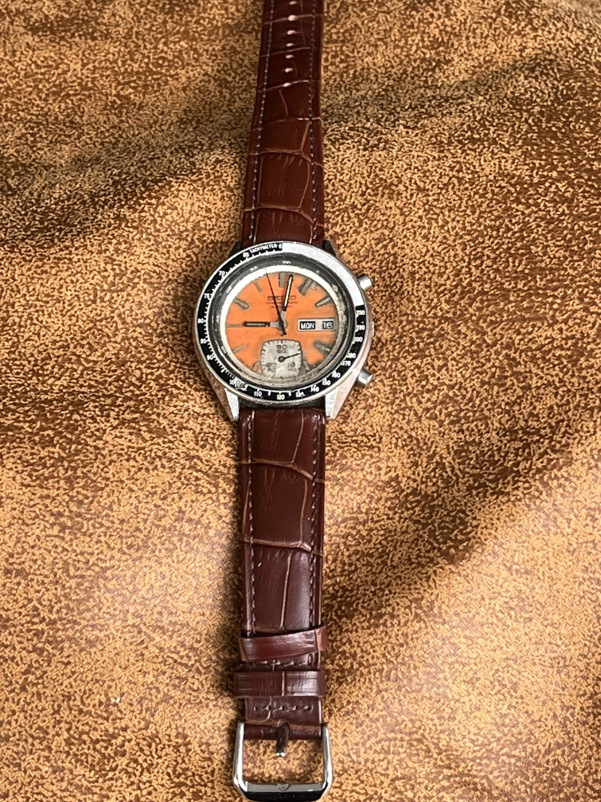 Well Ghost Runs Orange Rare SEIKO “Pumpkin” Service Chronograph 6139-6040 Needs - vintagewatches.pk