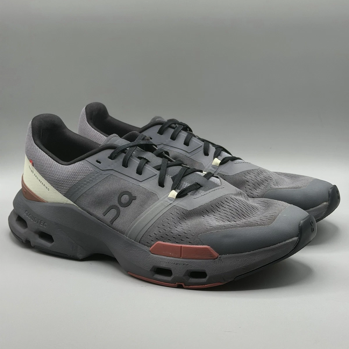 On Cloudpulse Running Shoes Men display picture 2