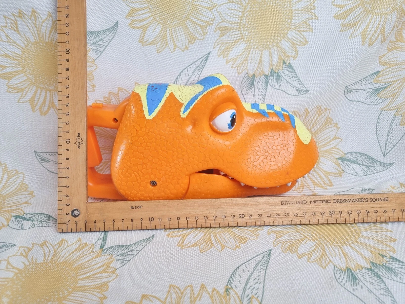 Picture 2 of 8