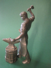 Huf Schmied am Ambos alte/ antike ? Metall Figur Vollguss