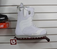 2017 Burton Mint Womens Snowboard Boots Size 9 White And Gray 2017 Burton Mint Womens Snowboard Boots Size 9 White And Gray