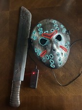 Friday The 13th Jason Voorhees Lighted Hockey Mask And Knife