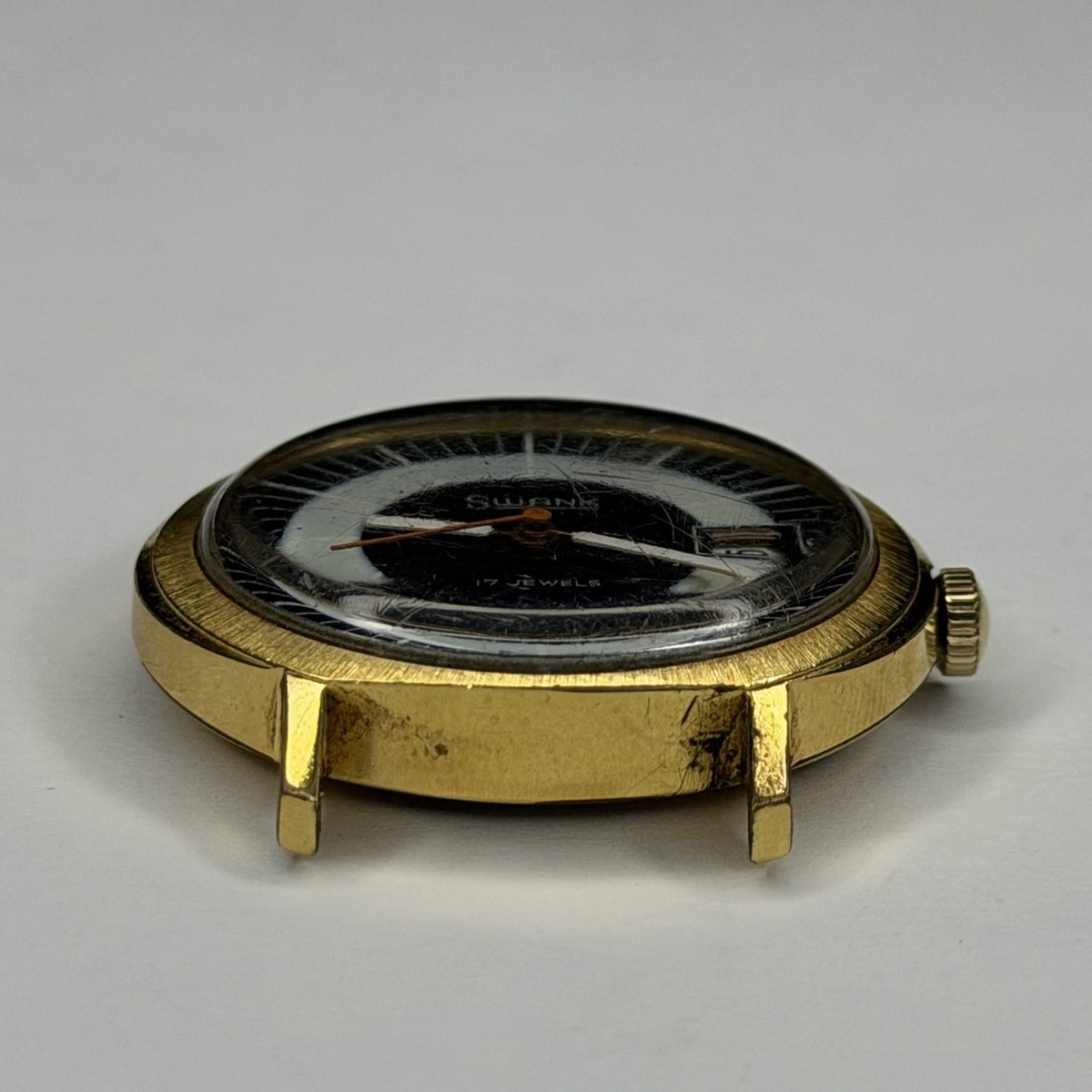 Vintage Swank 17 Jewel UFO Flying Saucer Men's Manual Watch