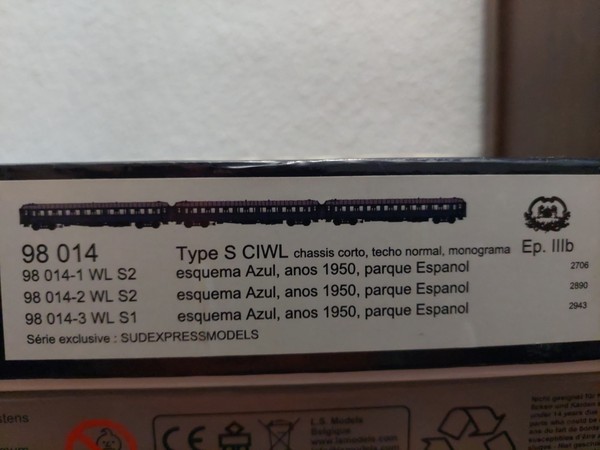 Ls Models H0 98014 set 3 coches camas tipo S  Renfe-Luso.