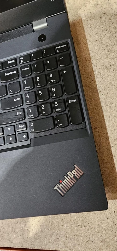 Lenovo ThinkPad T15 G1 · i7-10610U · 32GB · 256GB, photo 3 of 5
