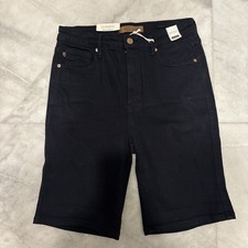 Judy Blue High Rise Mid Thigh Denim Shorts Size Large Color Black NWT 5 Pockets