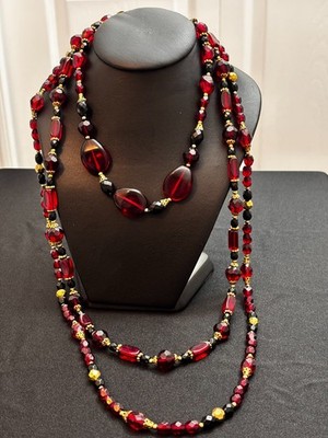 VINTAGE ROBERT ROSE LAYERED NECKLACE RUBY RED, BLACK & GOLD TONE ACRYLIC BEADS