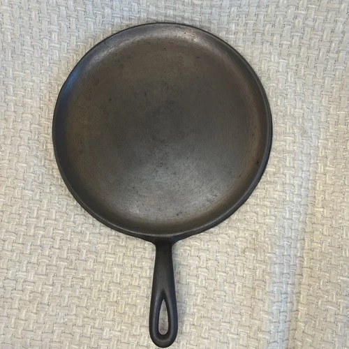 Restored Wagner Ware Sidney O Cast Iron GRIDDLE 10-1/4" 1109