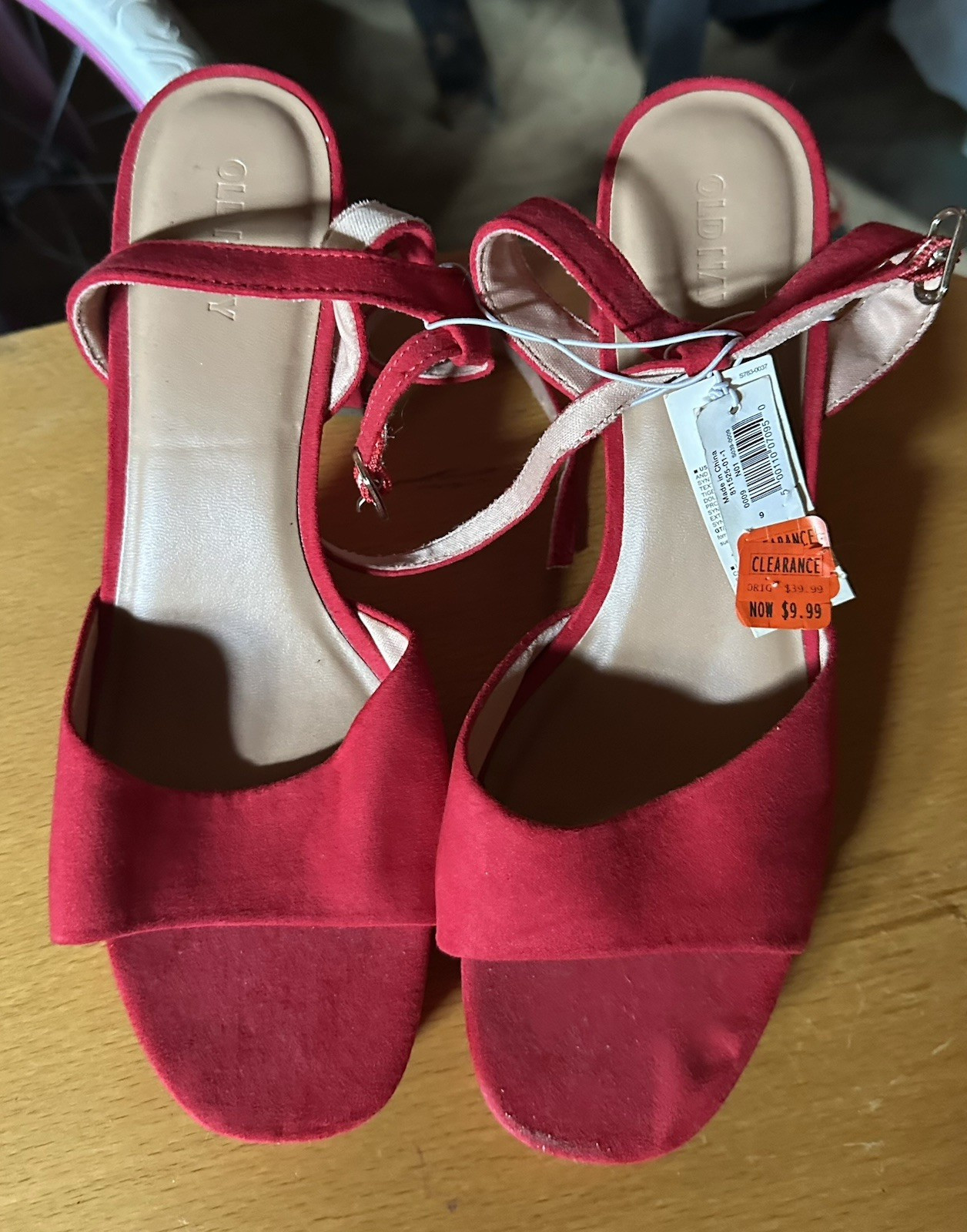 Old Navy Women's Red Ankle Strap Open Toe Buckle Sandals Synthetic 8