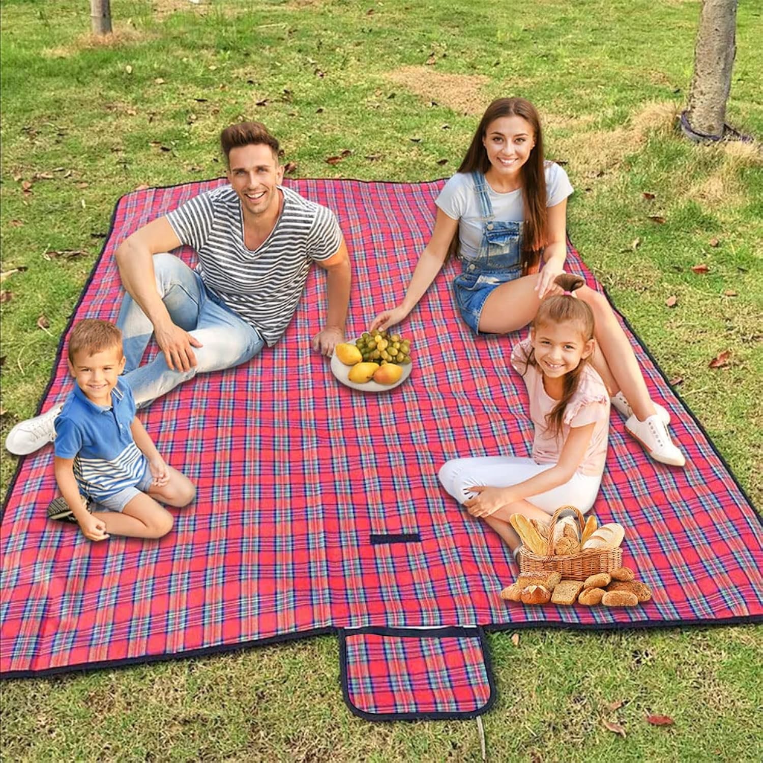 Extra Large Tartan Picnic Blanket Waterproof Washable with Carry Handle 200cm - Image 3
