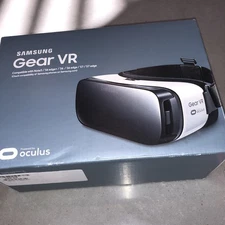 Samsung Gear VR Headset (TMOM64461) (2)