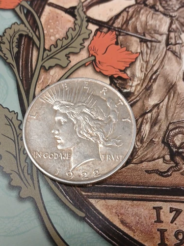 1922 PEACE SILVER DOLLAR UNC TP-5812