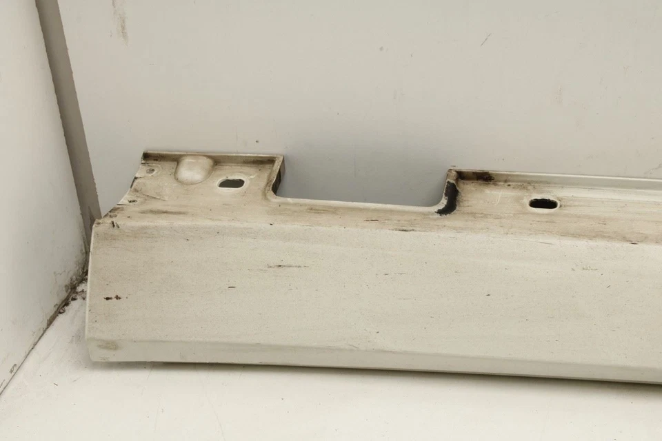 Moldura de panel basculante lateral izquierdo Mercedes-Benz E350 Sport 4MATIC 2010-2016 *ReaD* Foto 2 de 4