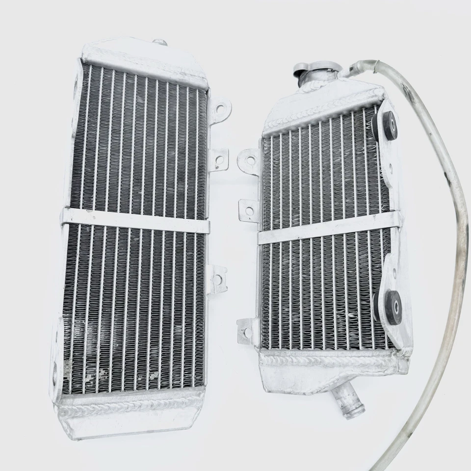 Juego de radiadores izquierda y derecha Kawasaki KX450F KX450 GPI 2016-2023 Foto 4 de 4