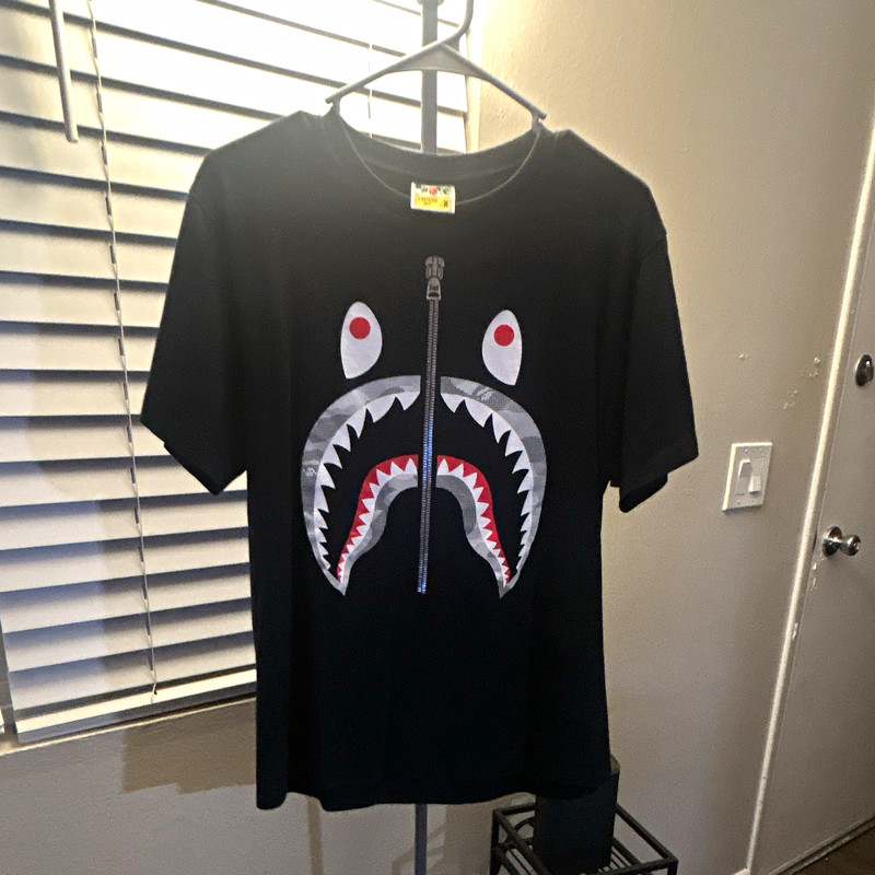 A Bathing Ape BAPE Black Shark Face Graphic Crew Neck Short Sleeve T-Shirt M