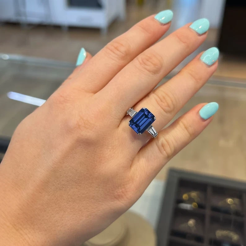 Best sapphire shop engagement rings