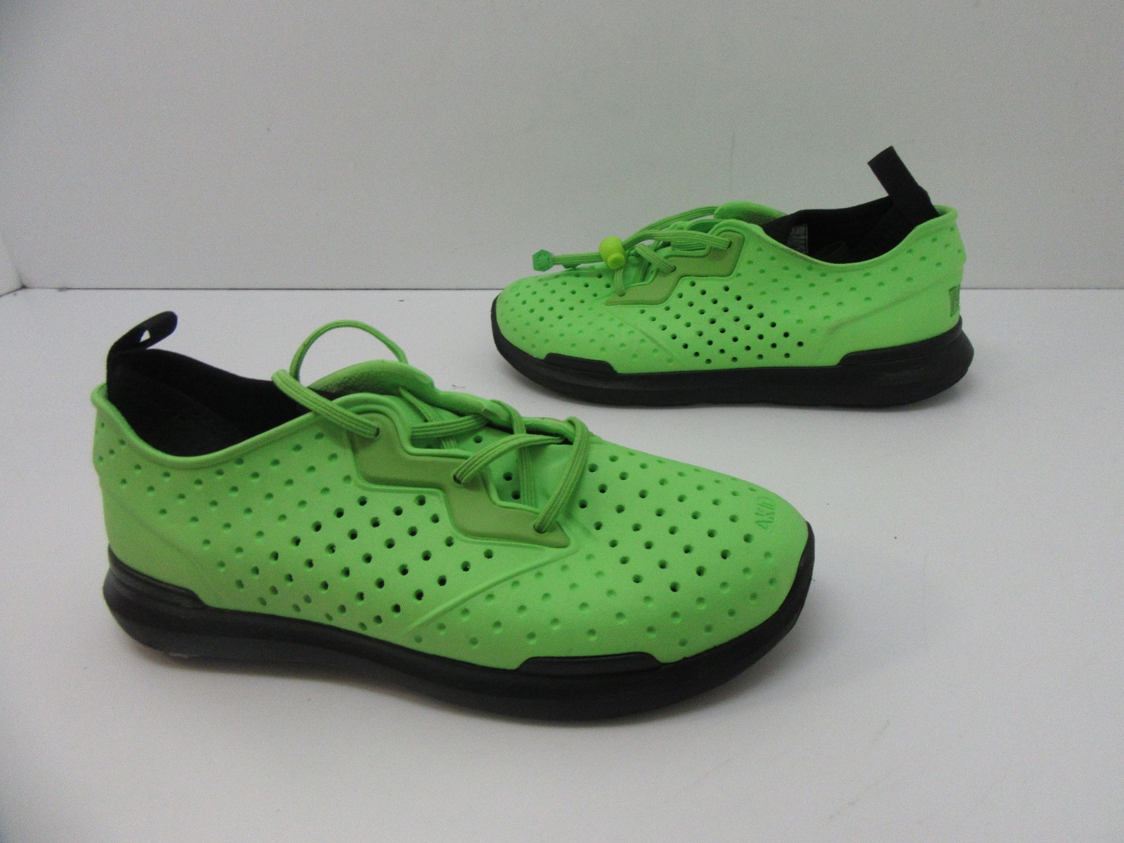 akid shoes
