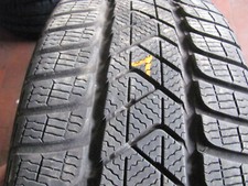 2  PNEUMATICI USATI  INVERNALI PIRELLI 205 /40- 17  spessore 5-6 mm lotto nr 1