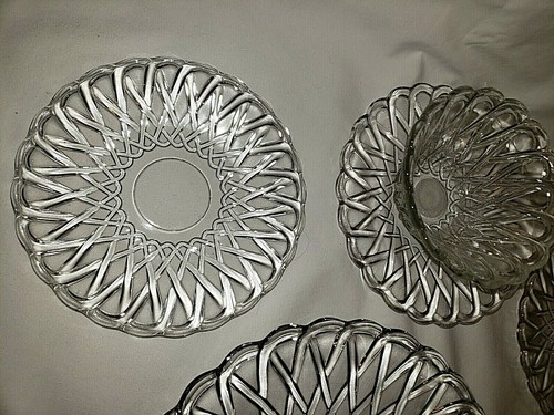 Vintage Pretzel Clear by Indiana Glass Collection - Picture 4 of 6
