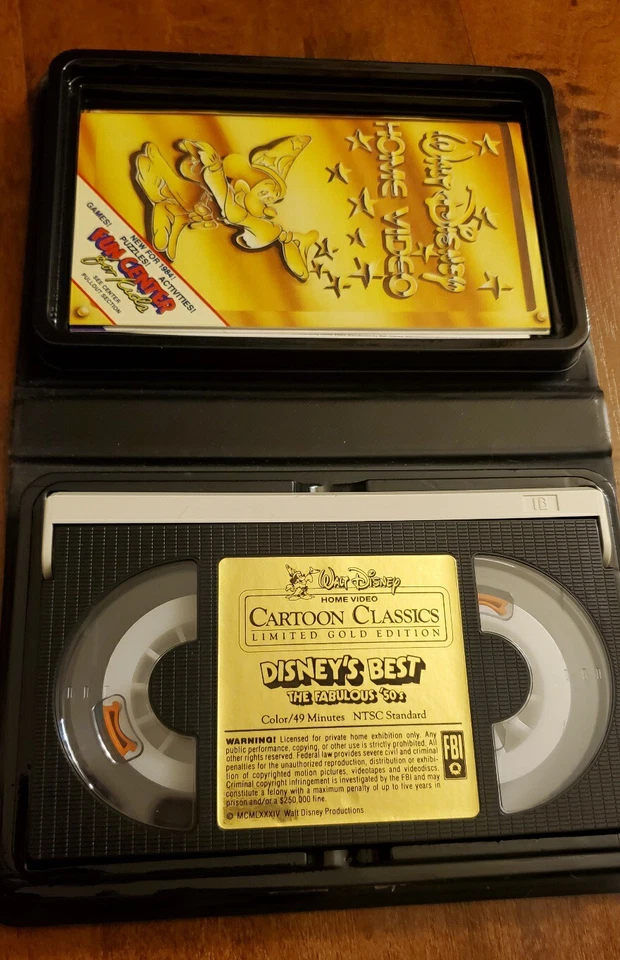 7 BETA Walt Disney Cartoon Classics (Limited Gold) BETA Video’s Mickey Pluto - Image 4 of 4