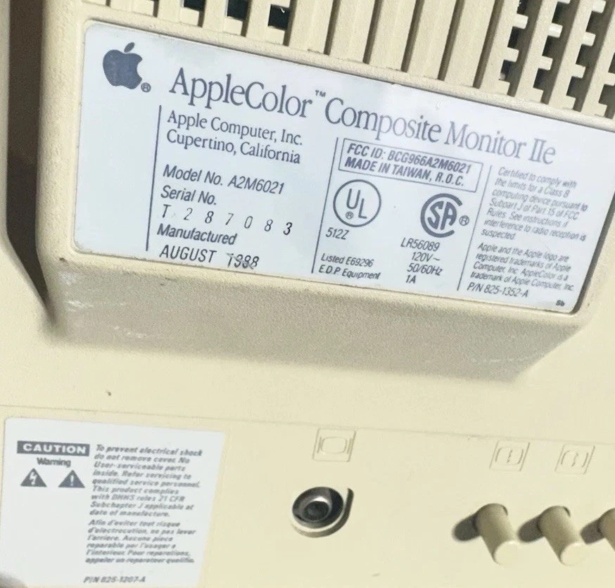 AppleColor Composite Monitor IIe 🔍 - Image 4 of 4