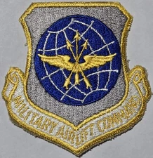 USAF AIR FORCE Military Airlift Command (MAC) Patch COLOR VTG FLIGHT 3" 
