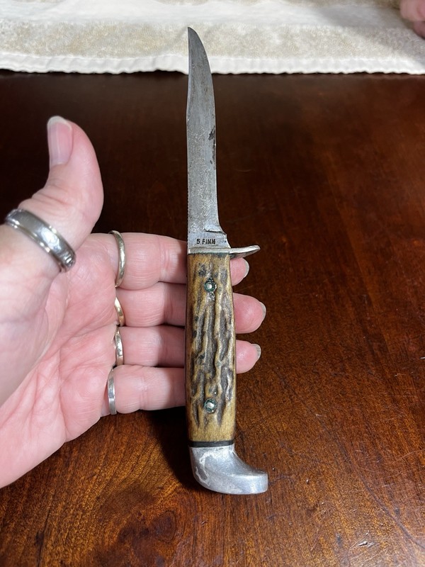 Vtg Case XX USA 5 Finn Fixed Blade Hunting/Fishing Knife. Stag handle No sheath 