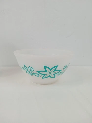 Vintage Pyrex Agee Mixing Bowl Starfruit Rare Blue White