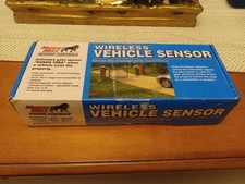 Mighty Mule FM130 Wireless Gate Opener When Vehicle Exits Property, New Open Box
