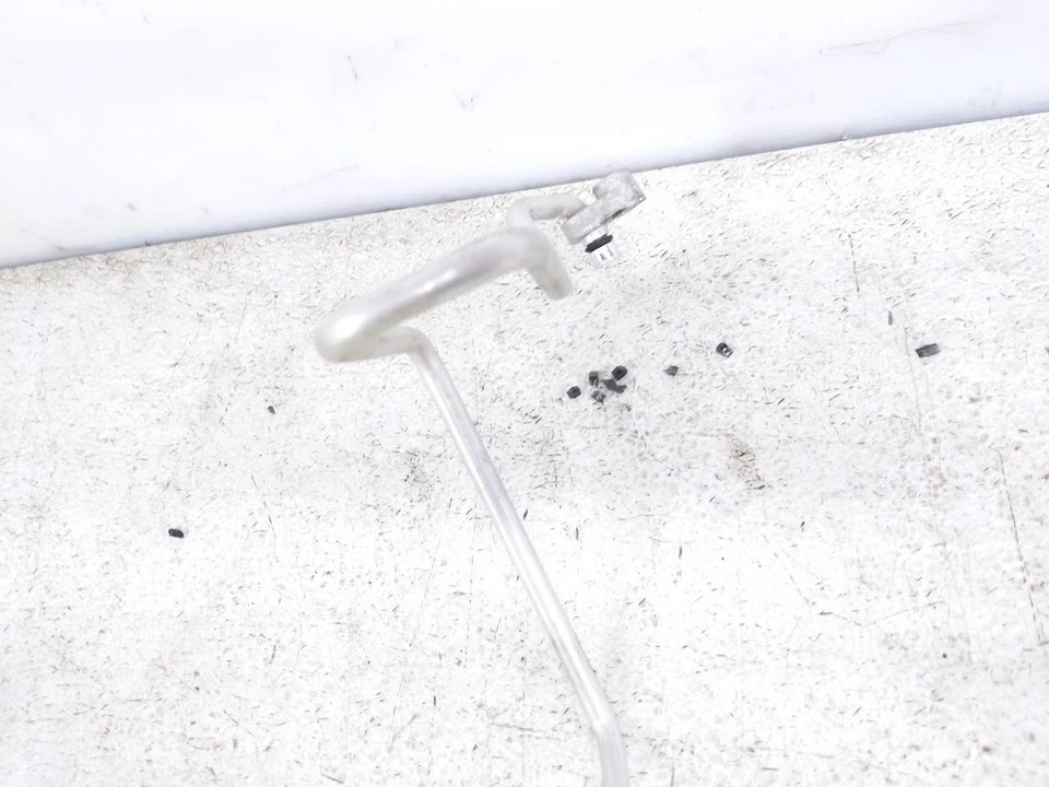 2020-2025 Subaru Outback A/C Refrigerant Suction Pipe - 73431An00a - Image 2 of 4