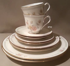 Noritake Cervantes 7261 Lot of 2 - 5 Piece Place Settings 10 Pieces EXCELLENT!
