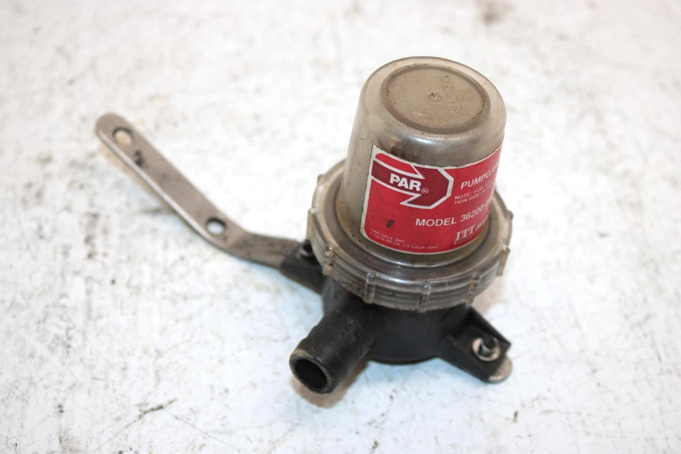 Tigershark Monte Carlo 770 1996 fabricante original relleno de agua y soporte 1673-161 JA10 Foto 4 de 4