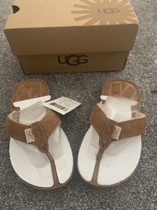 ugg tasmina flip flops