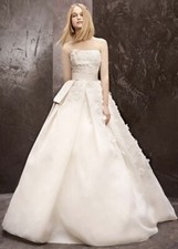  Davids Bridal wedding Dress Basket Weave Organza Gown with Floral Detail 