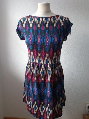 Primark Damen Kleid Kurzarm Blau / Rot Muster Größe XS / 34
