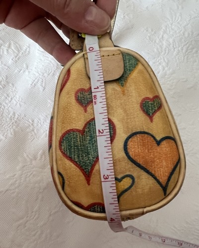 Vintage Dooney Bourke Rainbow Crayon Hearts Mini Barrow Schultertasche - Bild 14 von 15