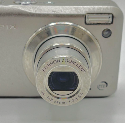 Fujifilm FinePix F31 fd Silver 6.3MP Compact Digital Camera Japan