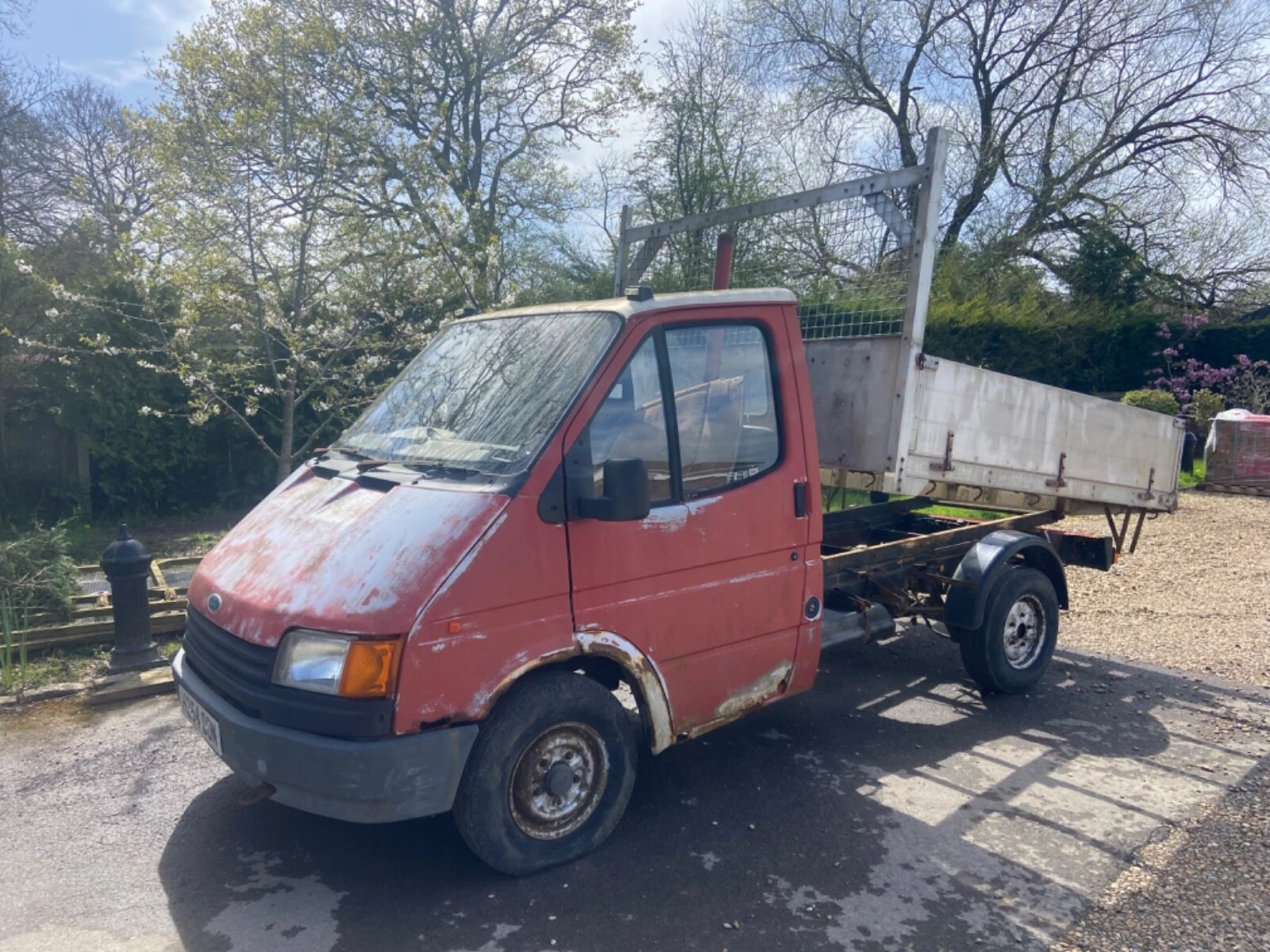 Classic mk3 Swb single wheel transit tipper spares or repairs h reg - Picture 5 of 5