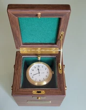 BULOVA Accutron Navigator Mark IIl  Ship's Chronometer Wood Box 