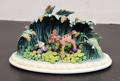 Disney Showcase Olszewski Try Some Of These Bambi DC34 - Limited Edition 2750