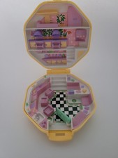 Vintage Polly Pocket Hair Salon Yellow Octagon 1990 Compact No People
