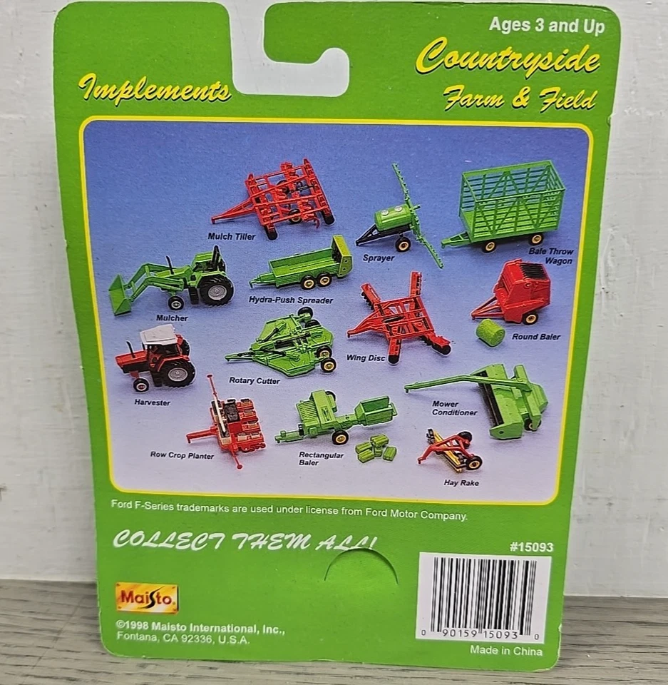 1998 Maisto Countryside Farm & Field Implements Rectangular Baler &Bales #15093 - Image 2 of 4