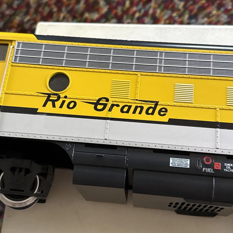 LGB 20578 DRGW F7 A DIESEL LOCOMOTIVE 5564 ERA III W/LIGHTS, sound SEE PIC as is - Image 3 of 4