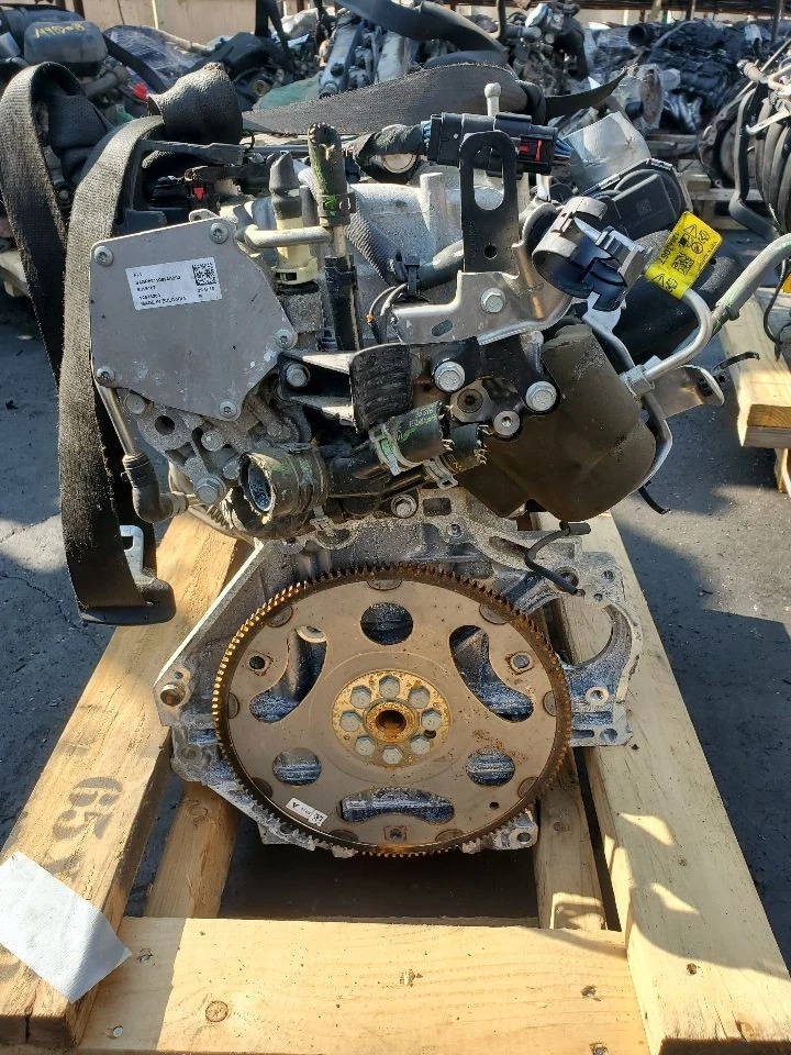 Used Engine Complete Assembly fits: 2017 Chevrolet Cruze VIN B 4th digit New Sty Foto 3 de 4