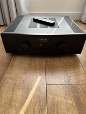 Hegel H390 Integrated Amplifier Black