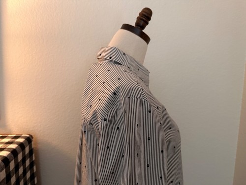 Banana Republic Sz M Skull Pattern Rockabilly Long Sleeved Button Up Goth Shirt - Picture 11 of 19
