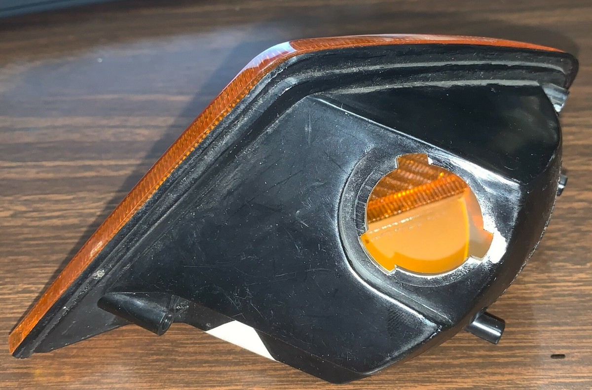 LEFT BLINKER HOUSING BASE FITS MAYBE CH125 1984 33451-KJ9 LEFT BLINKER HOUSING BASE FITS MAYBE CH125 1984 33451-KJ9