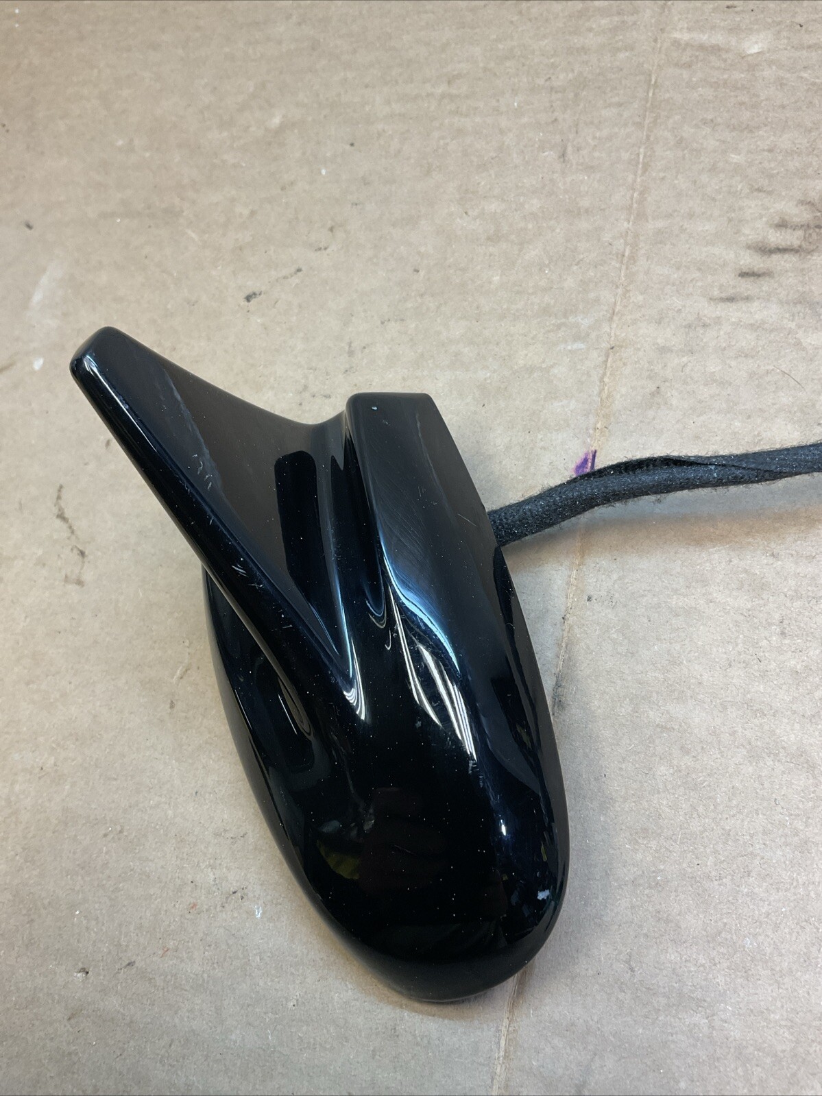 RADIO ANTENNA Maserati Quattropo 14-21 670025882 1093308