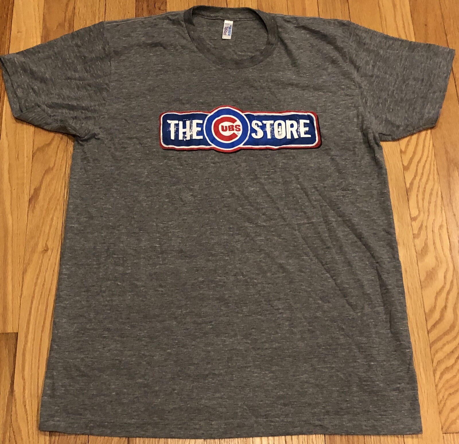 Chicago Cubs Wrigley Field Cubs Store Employee shirt … Gem